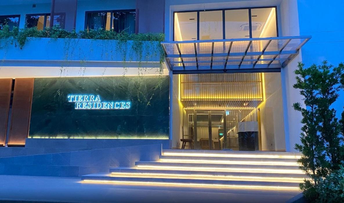 Tierra Residences Bangkok Exterior foto